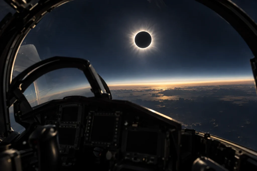 APOD: 5 de septiembre de 2026 – Tras la sombra de la Luna