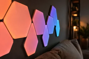 Philips Hue integriert die Lichtpanels von Nanoleaf mit einem 40-Dollar-Modul in sein Ökosystem