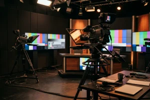 Message d'adieu des employés de Halk TV : « Parfois nous avons été Selahattin Demirtaş, parfois Ekrem İmamoğlu, parfois Can Atalay »